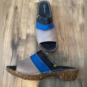 El Naturalista Yggdrasil NC91 slide sandal. Sz 9.5 (Euro 41). Gray, blue, black.